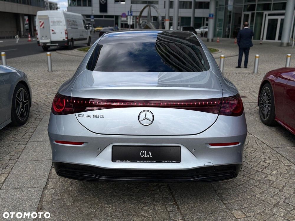 Mercedes-Benz CLA - 4