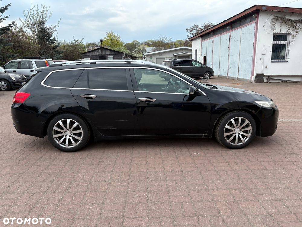Honda Accord 2.2d Executive Nav - 11