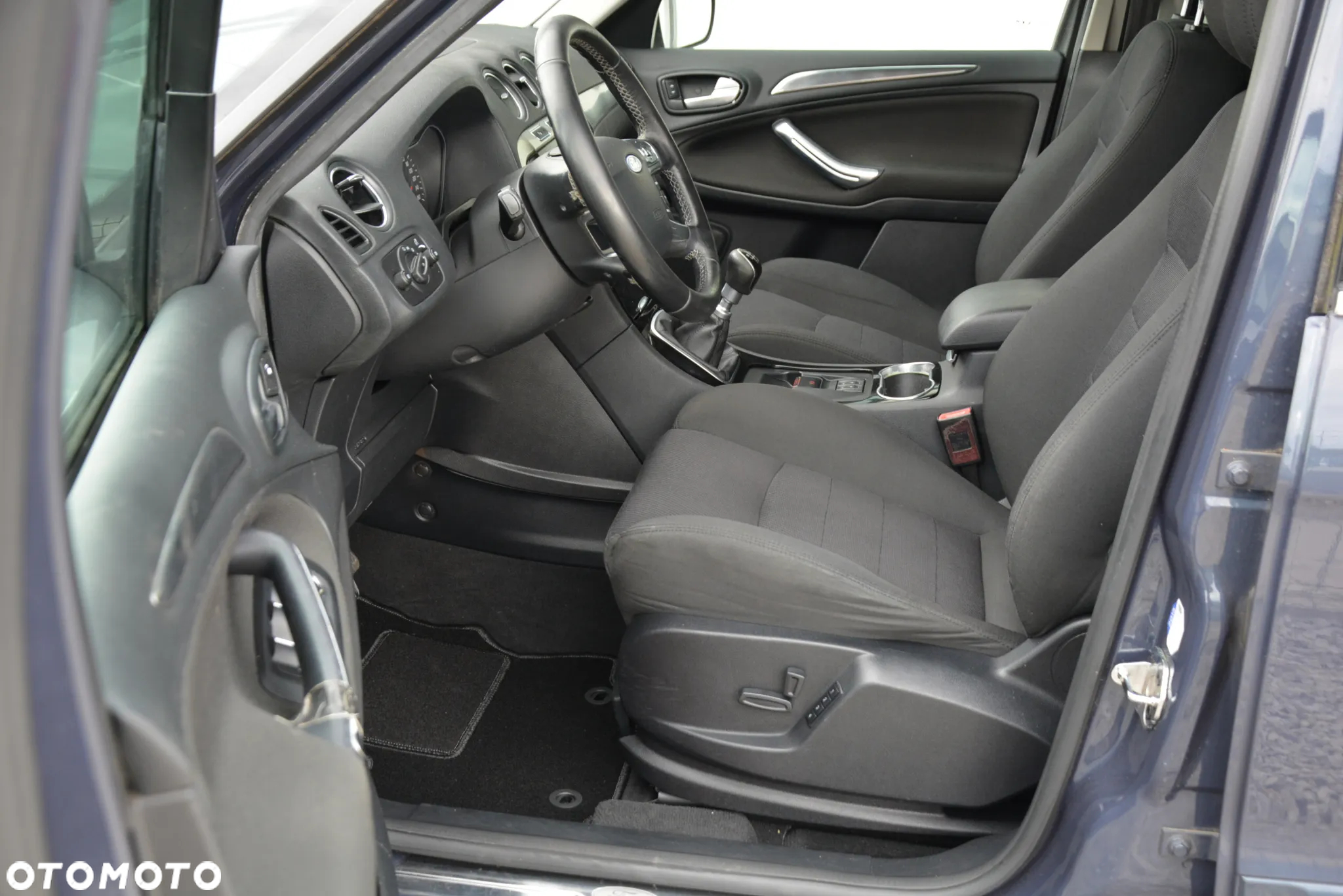Ford S-Max - 6