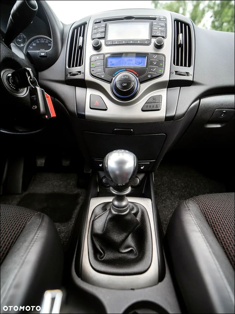Hyundai i30 - 24