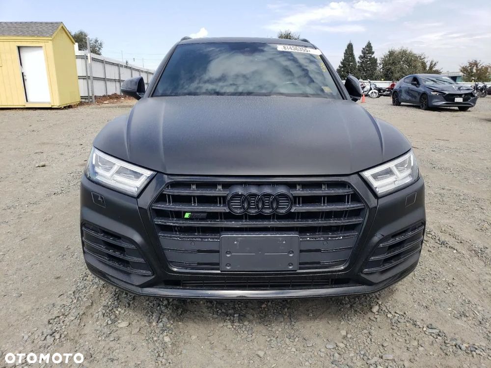 Audi SQ5 - 5