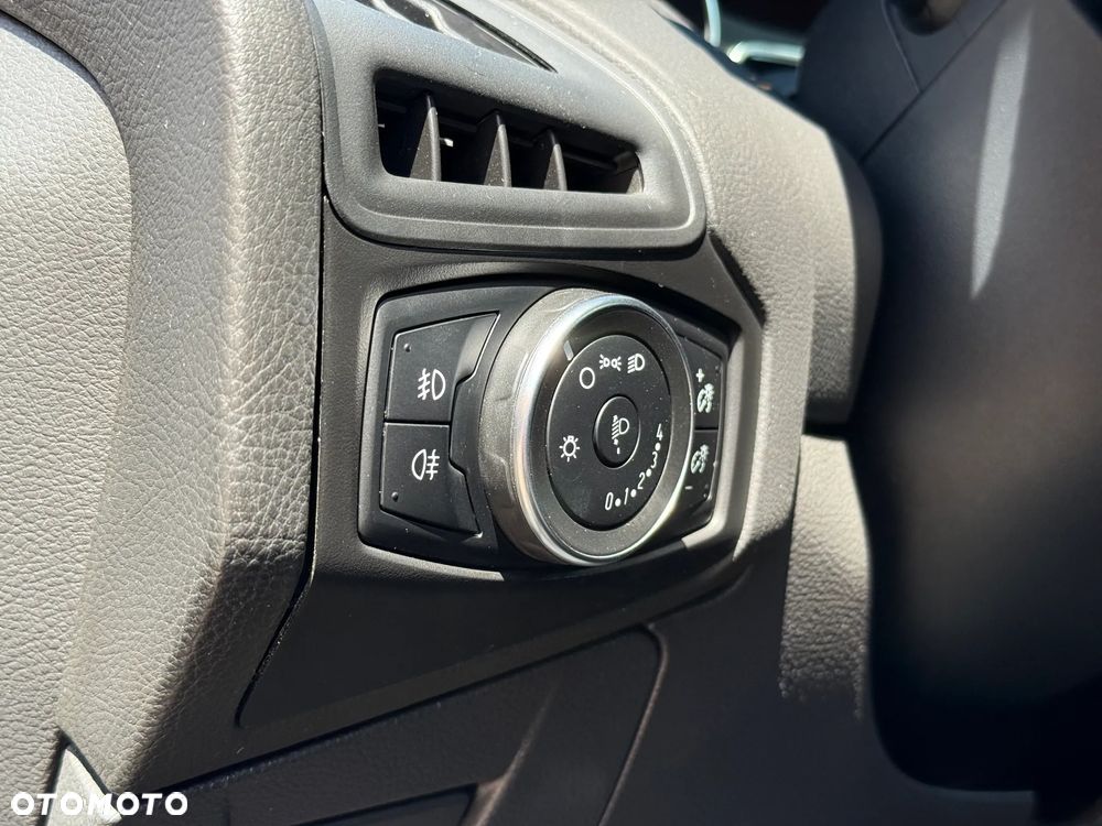 Ford Focus - 8