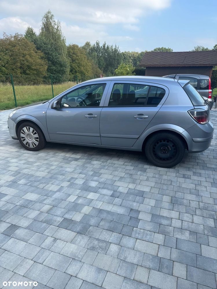 Opel Astra III 1.4 Enjoy - 4