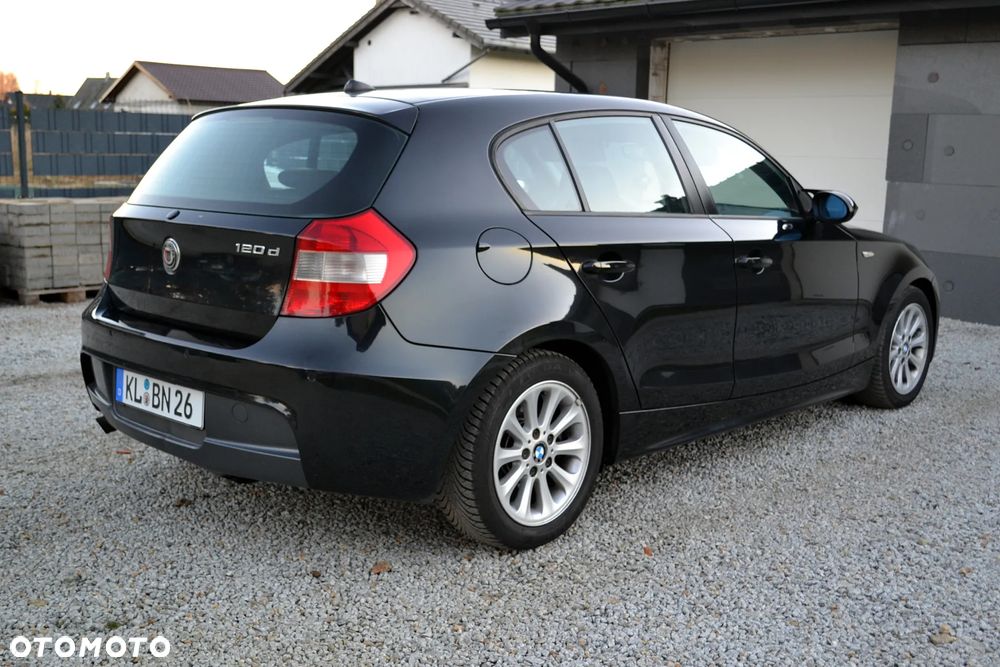 BMW Seria 1 120d DPF - 4