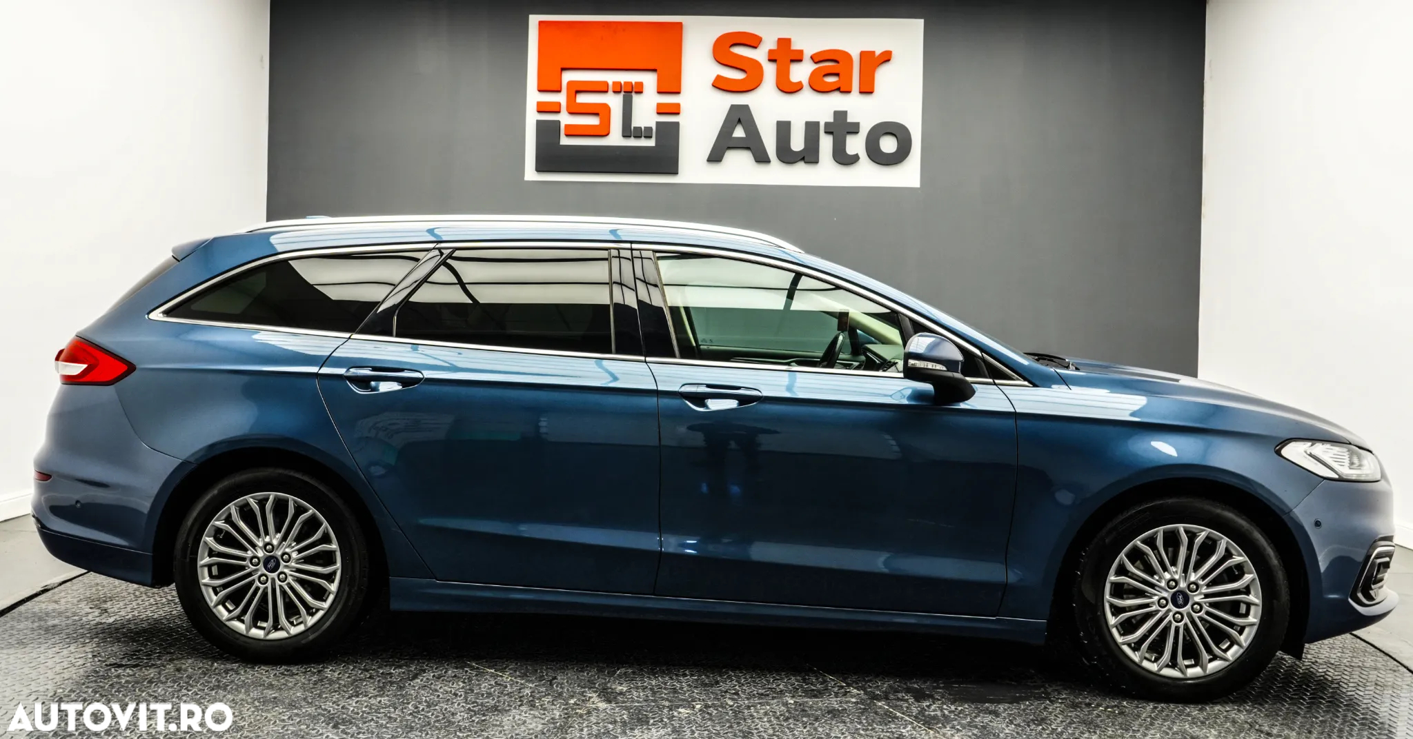 Ford Mondeo 2.0 HEV Titanium - 11