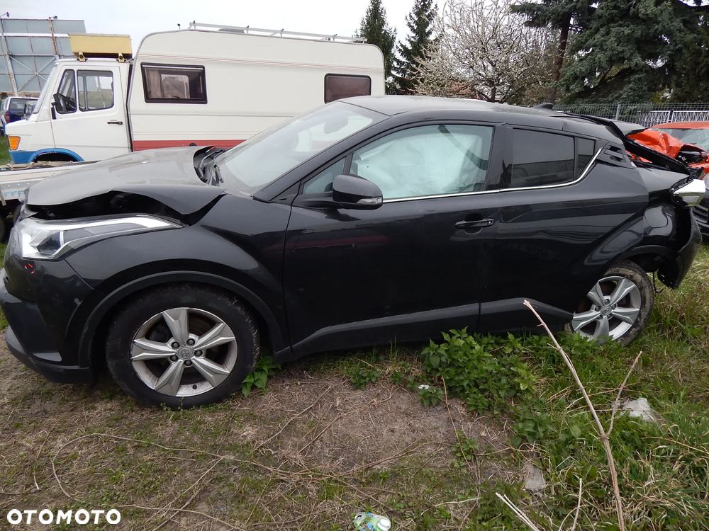Toyota C-HR 1.2 T Premium CVT 4x4 - 4
