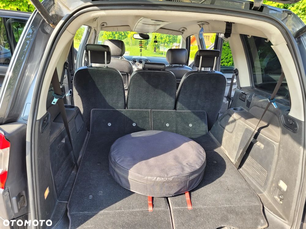 Ford Galaxy 2.0 Ghia - 16