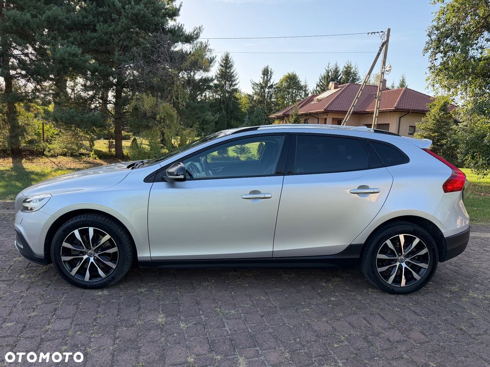 Volvo V40 Cross Country T3 Drive-E Dynamic Edition - 8
