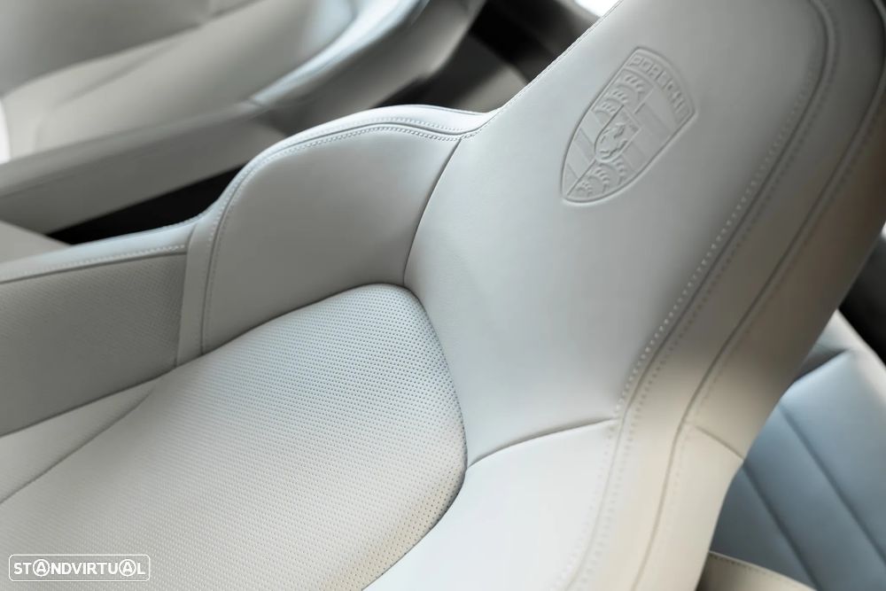Porsche 911 (992) Carrera S PDK - 31