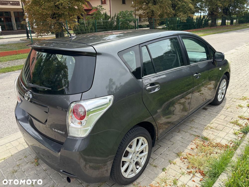Toyota Verso - 21