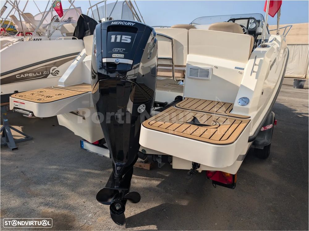 Quicksilver Activ 555 Cabin - 9