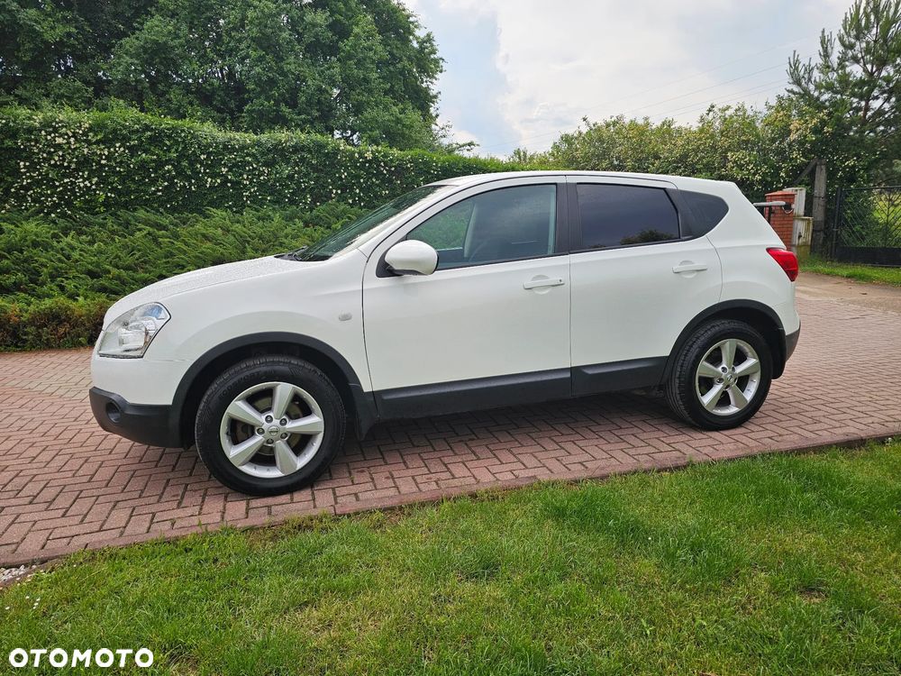Nissan Qashqai 2.0 4x4 Tekna - 2