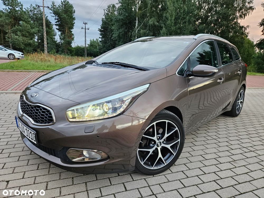 Kia Ceed 1.6 CRDi 136 ISG Platinum Edition - 1