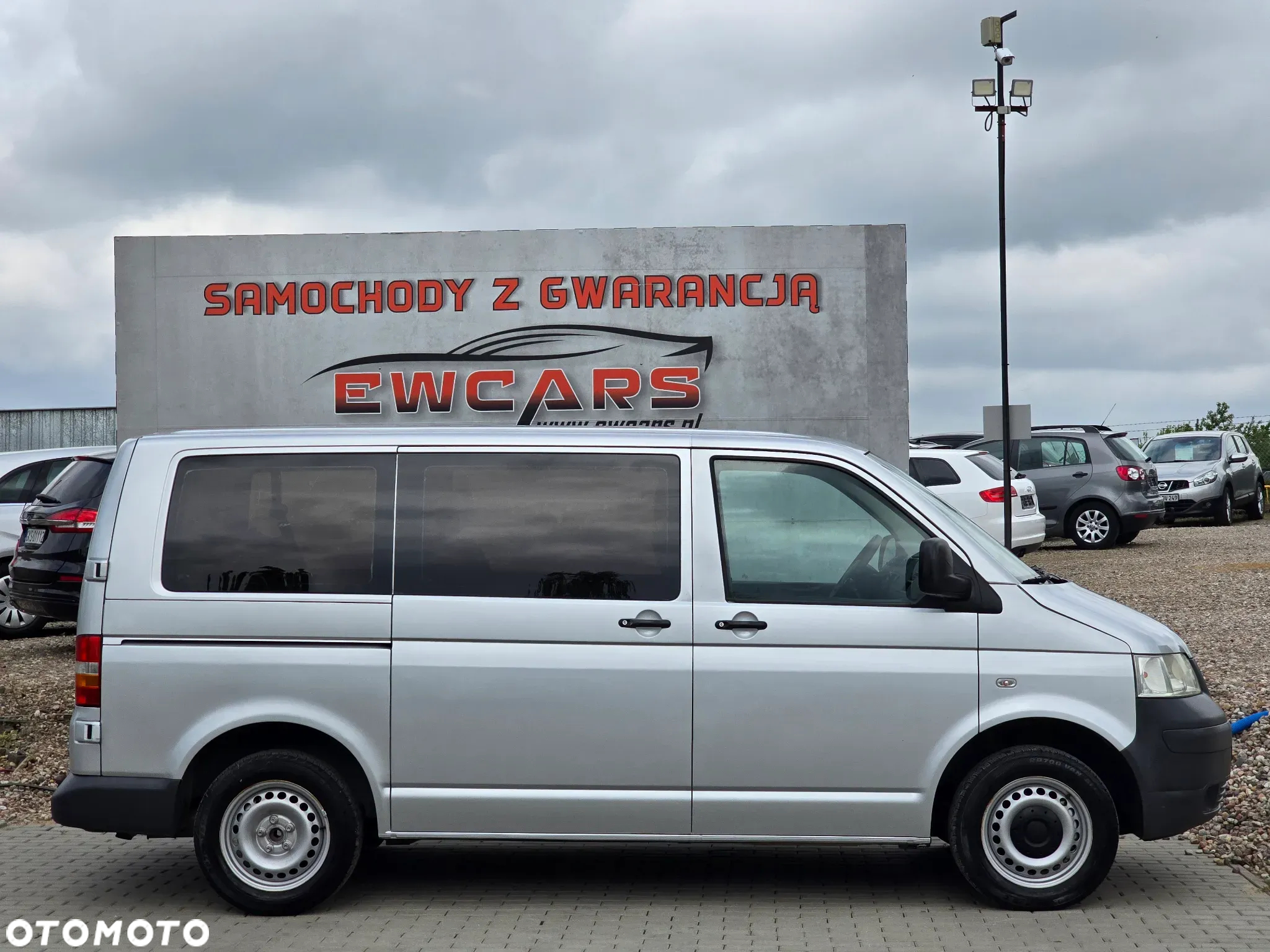 Volkswagen Transporter T5 TDI L2H1 - 3