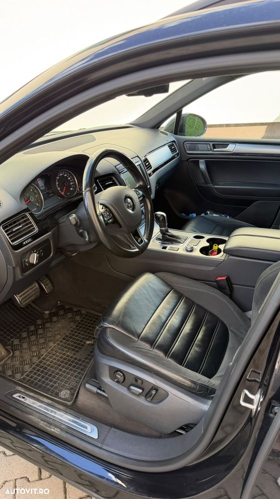 Volkswagen Touareg 3.0 V6 TDI BMT - 25