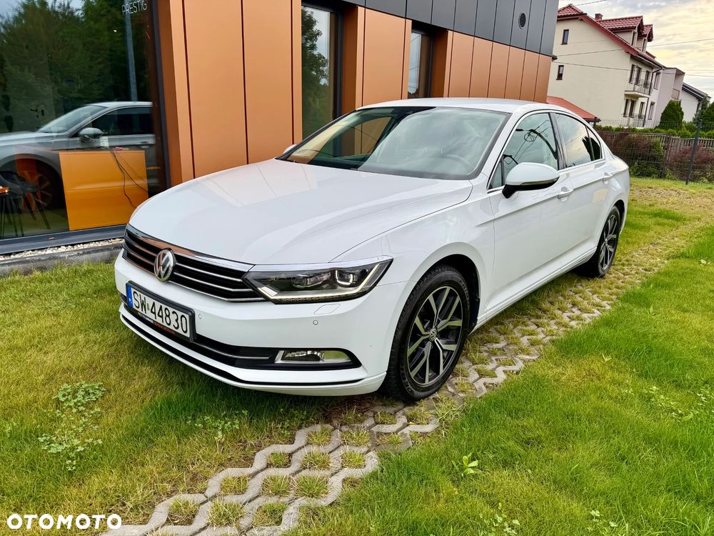 Volkswagen Passat 2.0 TDI BMT Comfortline DSG - 1