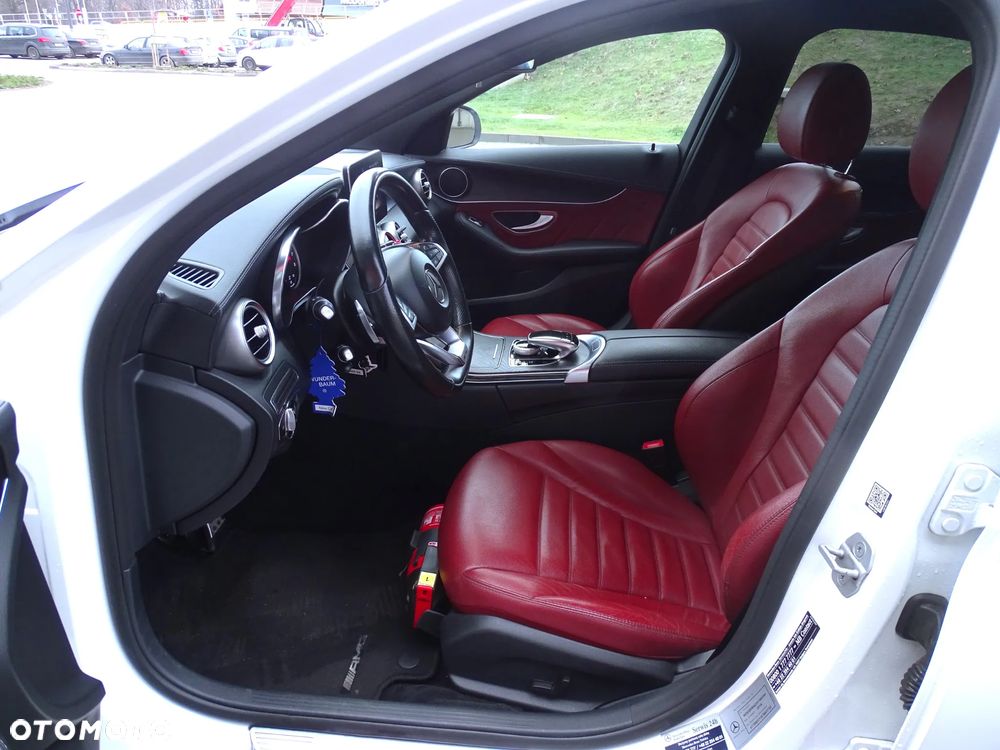 Mercedes-Benz Klasa C 200 7G-TRONIC AMG Line - 22
