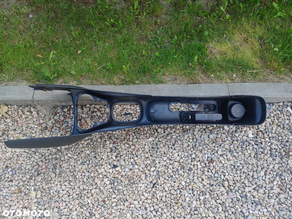 Nissan Micra k12 lift 1.2 TUNEL ŚRODKOWY - 9