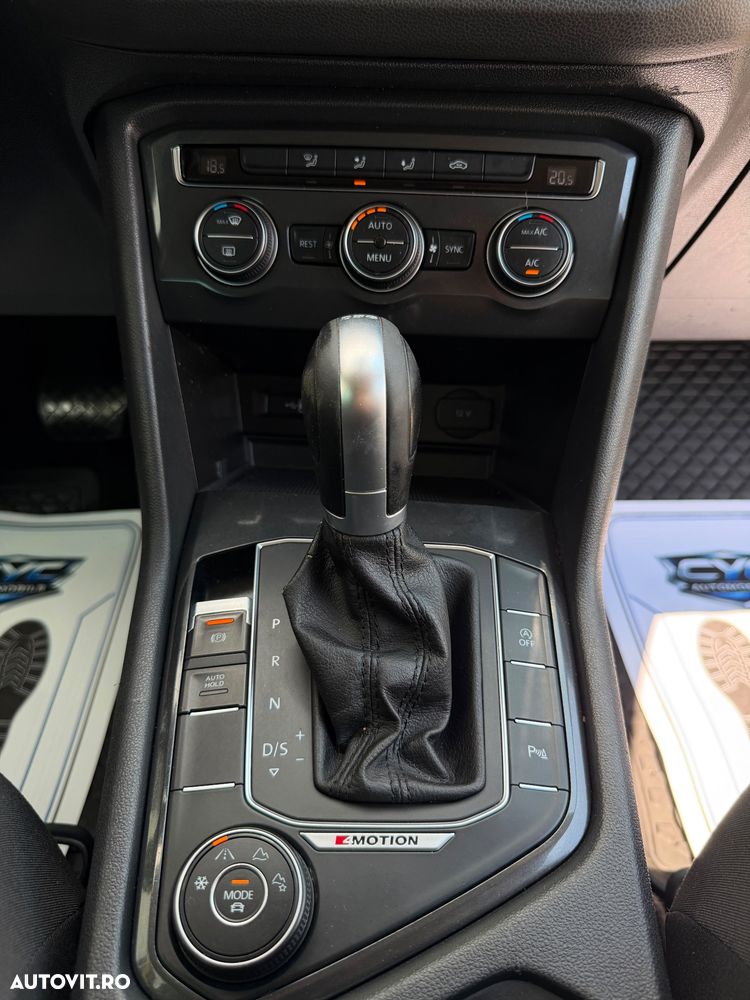 VOLKSWAGEN Tiguan 2019 — imagine 15
