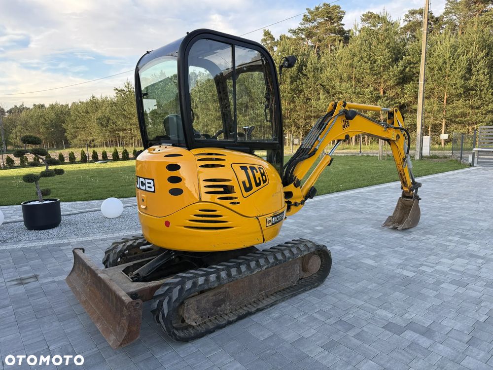 JCB 8025 - 16