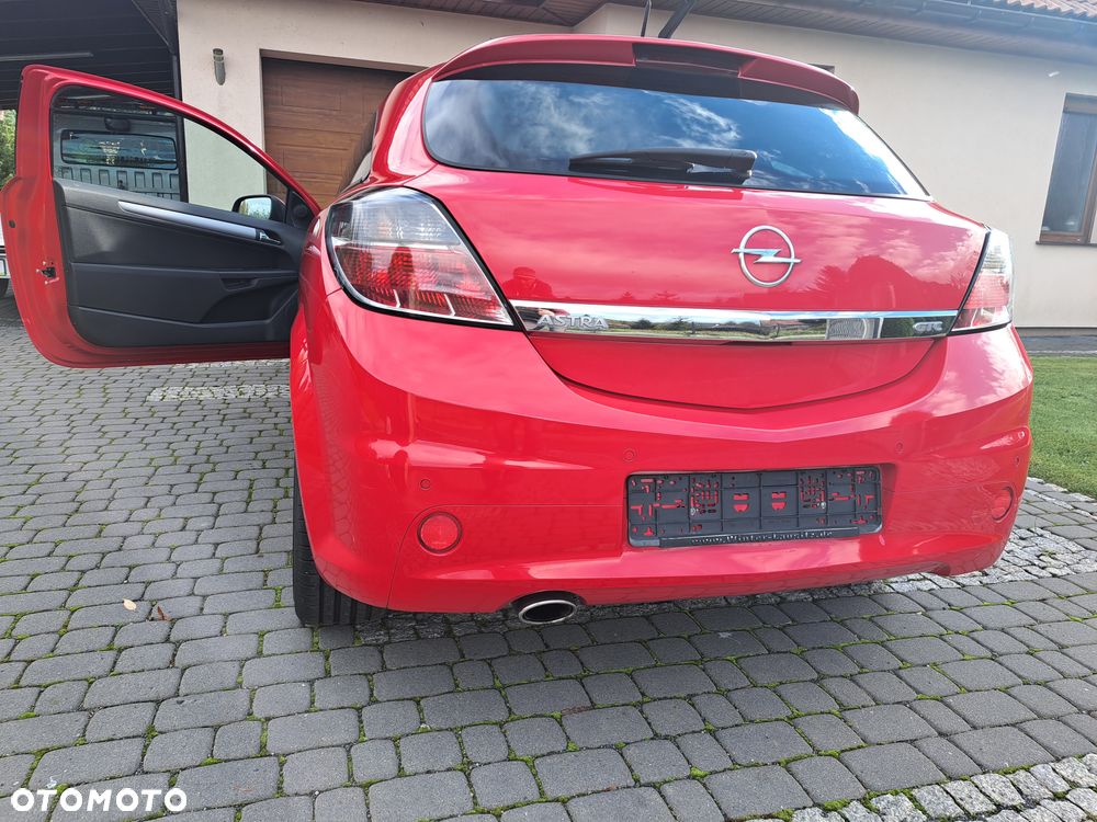 Opel Astra GTC 1.6 Sport - 40