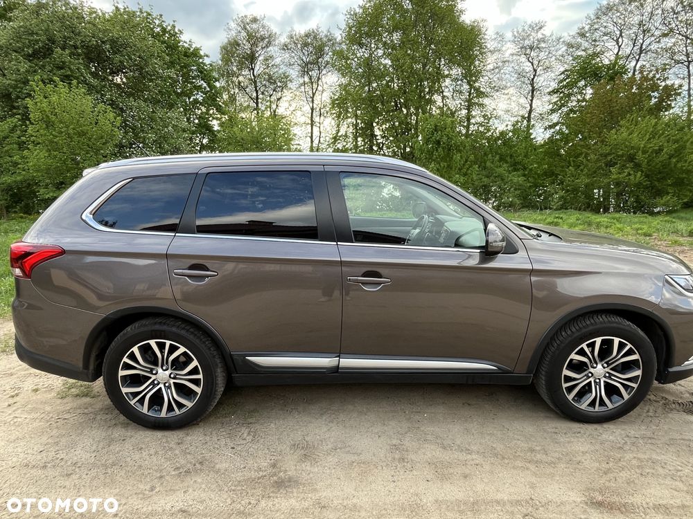 Mitsubishi Outlander 2.0 Intense + 4WD CVT - 3