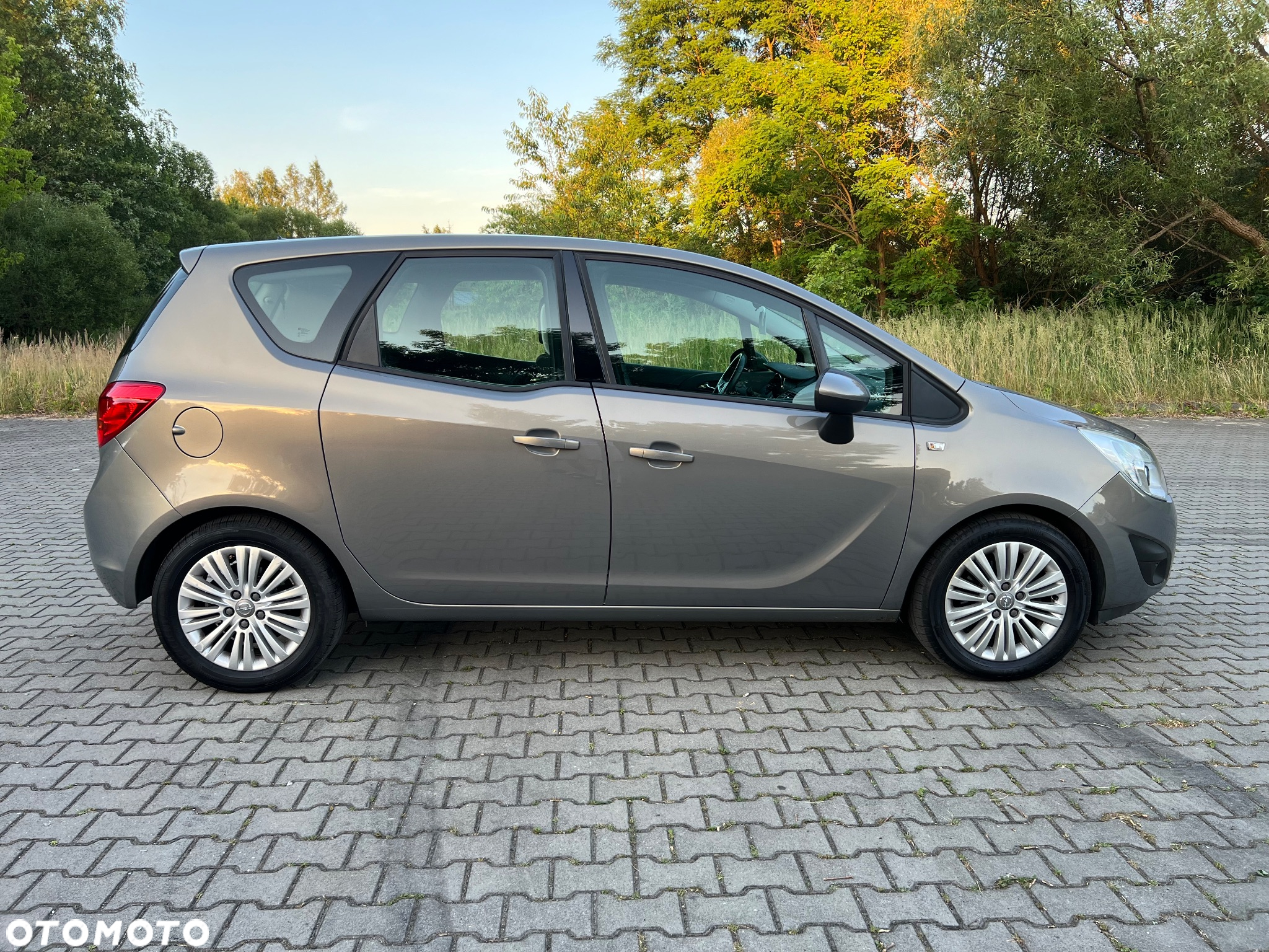 Opel Meriva 1.4 Active - 11