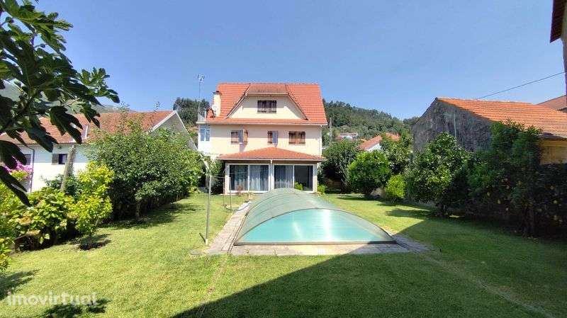 Propriedade de exceção com piscina – Um estilo de vida idílico! - Grande imagem: 2/12