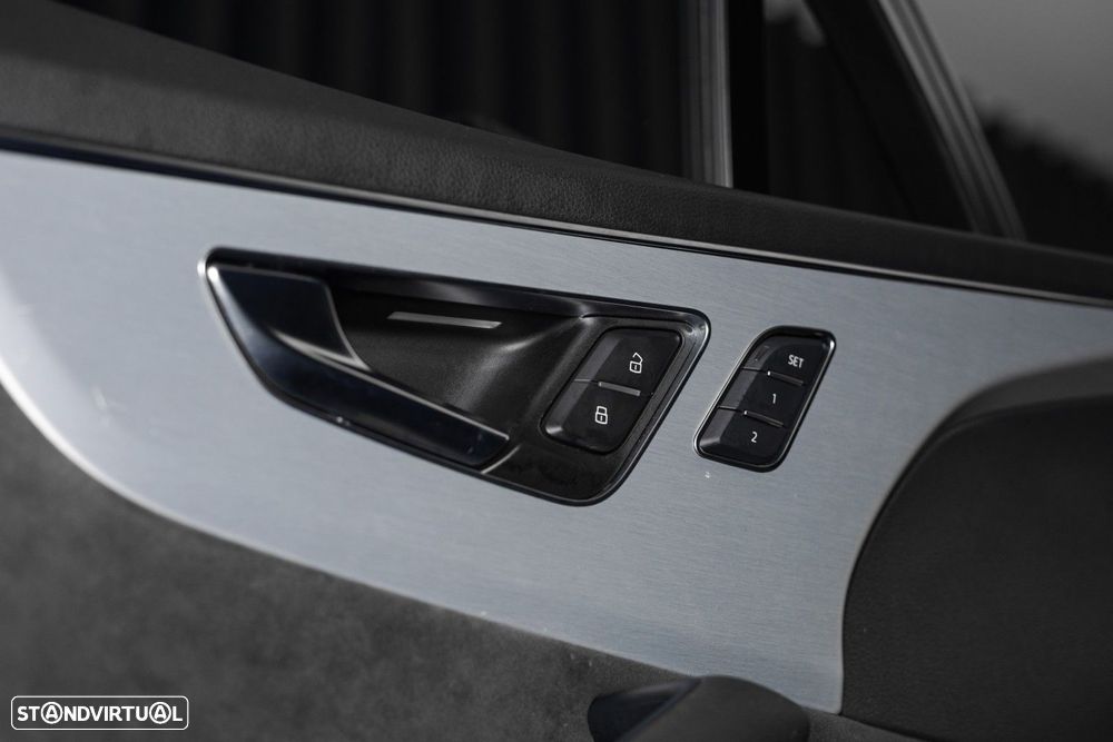Audi Q7 55 TFSIe quattro S line Tiptronic - 39