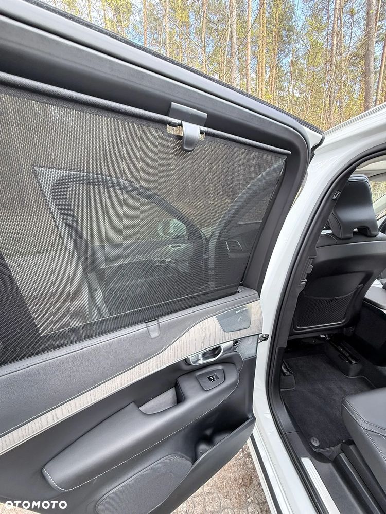 Volvo XC 90 B5 D AWD Ultimate Bright 7os - 22
