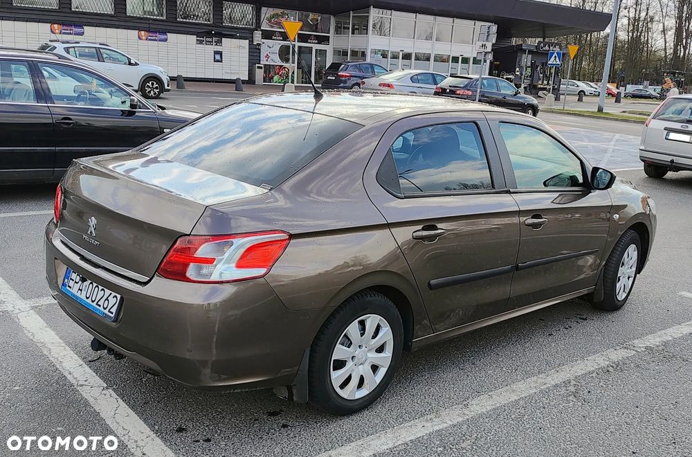 Peugeot 301 1.6 VTi Active - 3