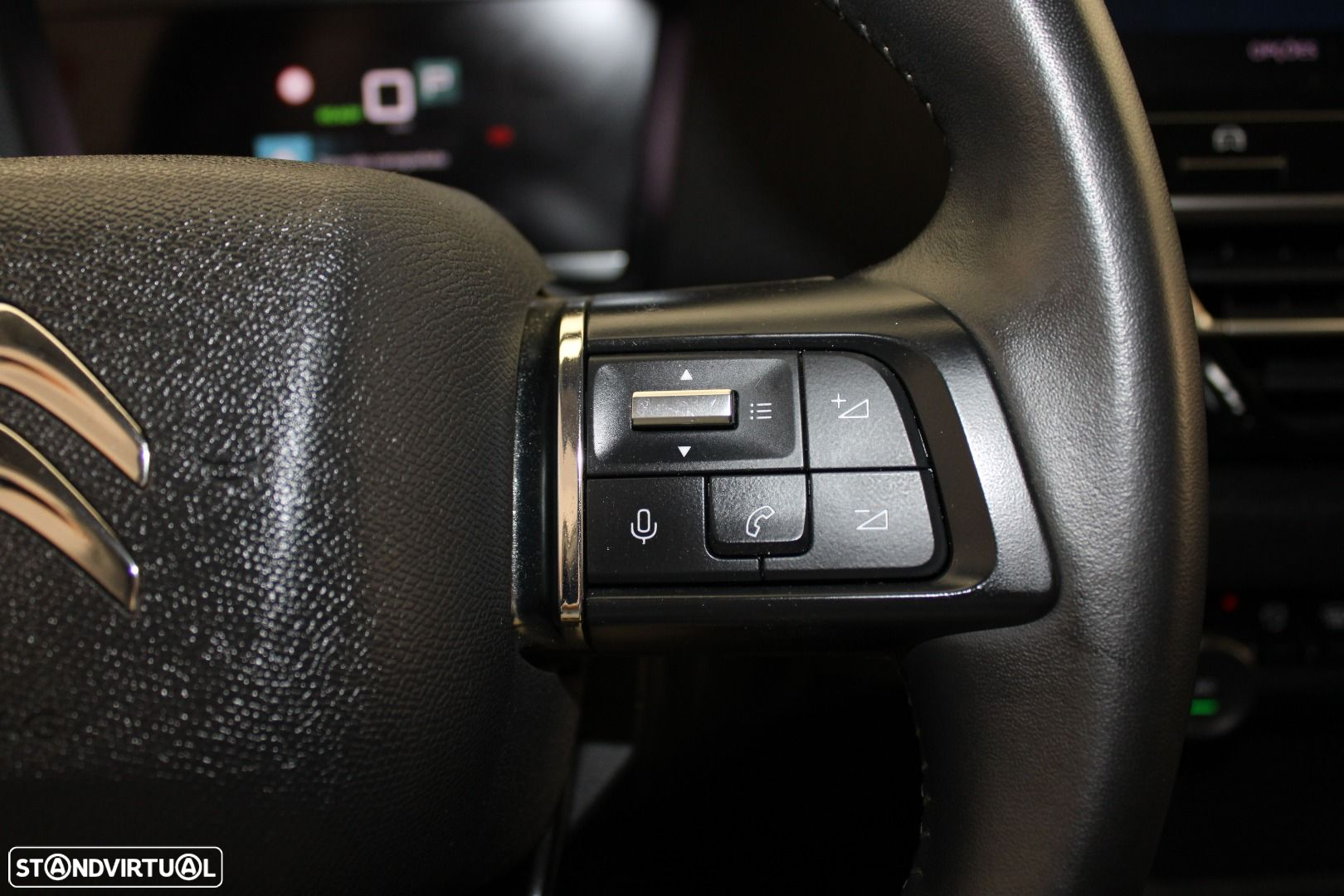 Citroën e-C4 50 kWh E-Series Collection - 13