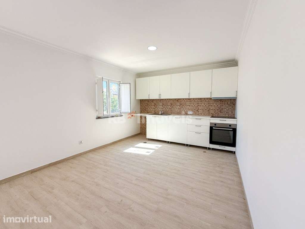 2 Moradias com 815m2 de terreno - Grande imagem: 2/60