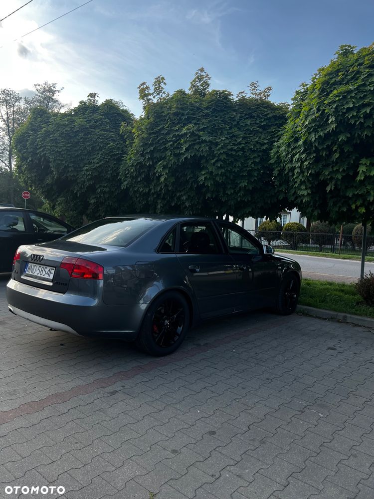 Audi A4 Avant 2.0 TDI - 1