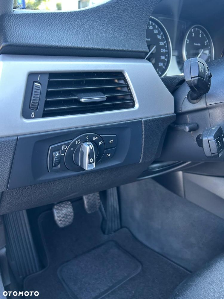 BMW Seria 3 318i - 7
