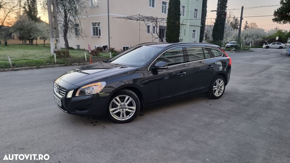 Volvo V60 T4 - 4