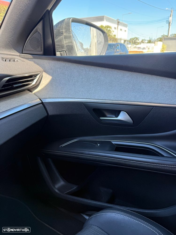 Peugeot 5008 BlueHDI 130 EAT8 GT - 22