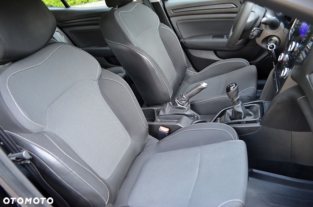 Renault Megane 1.6 SCe Business - 16