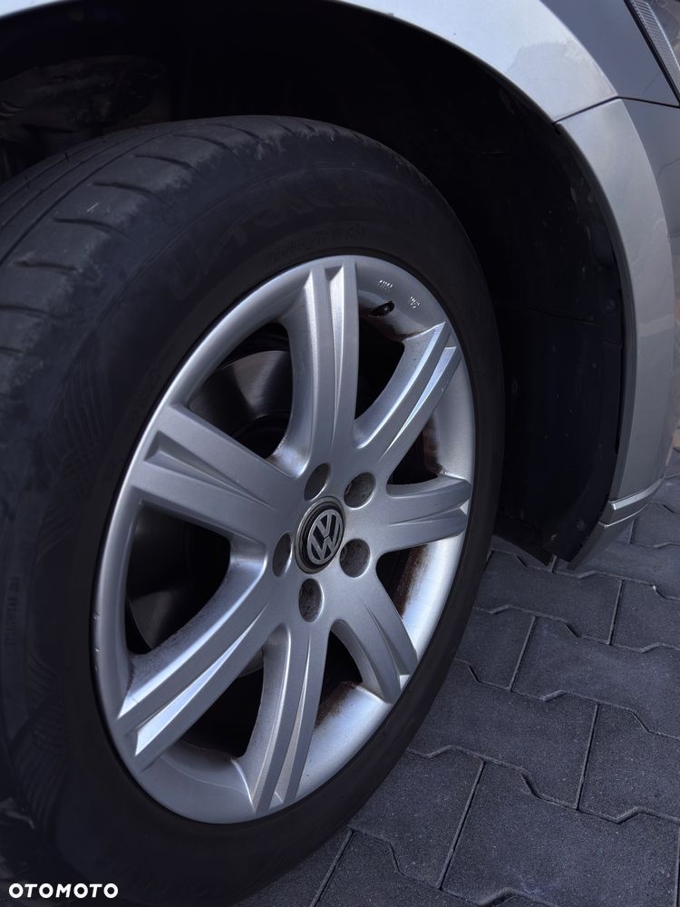 Volkswagen Passat 1.6 TDI (BlueMotion Technology) Comfortline - 32