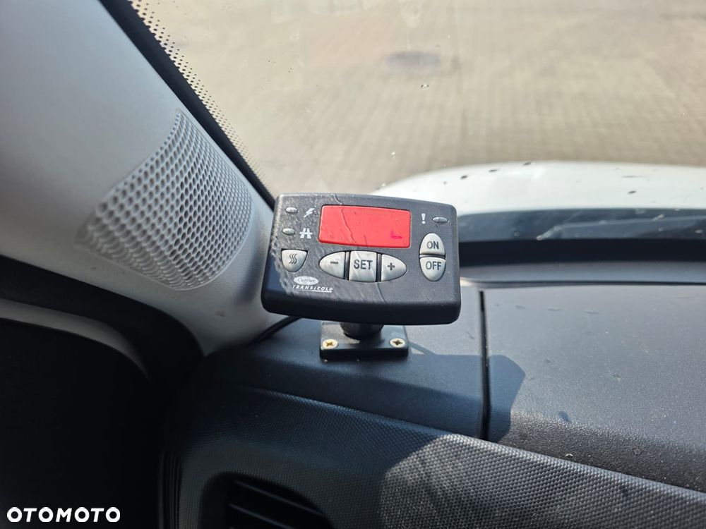 Iveco 50C18 Chłodnia Mroźnia Izoterma ! 8EP + Zasilanie 230V Krajowy ! - 9