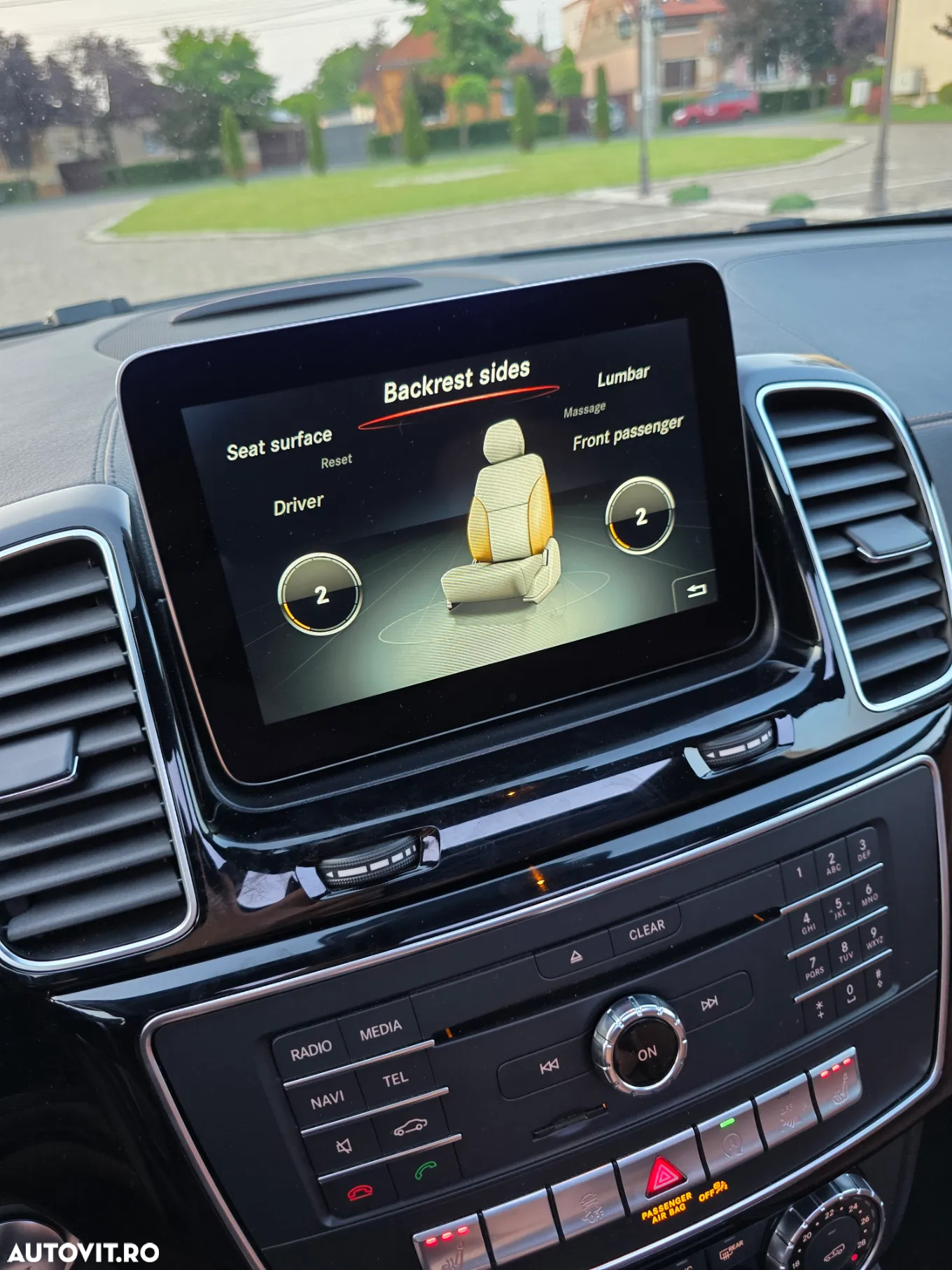 Mercedes-Benz GLE 350 d 4Matic 9G-TRONIC AMG Line - 37