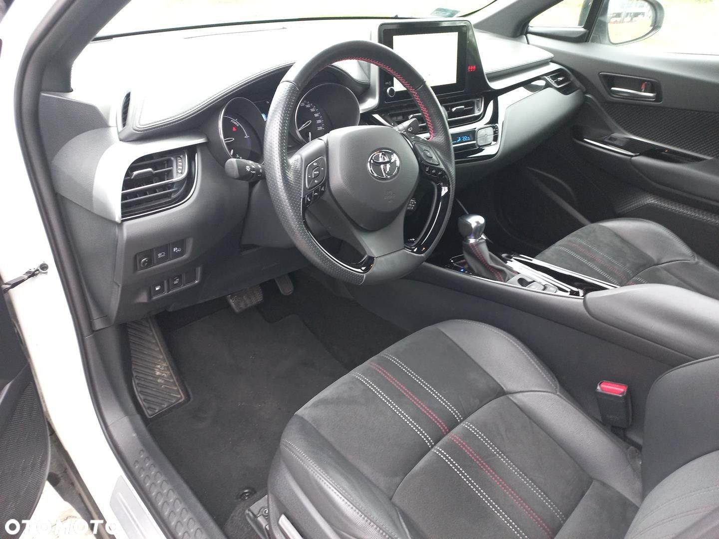 Toyota C-HR 2.0 Hybrid GR Sport - 18