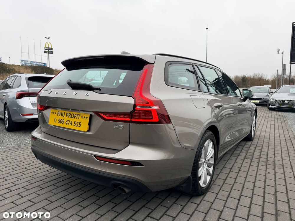 Volvo V60 B3 B Momentum Core - 9