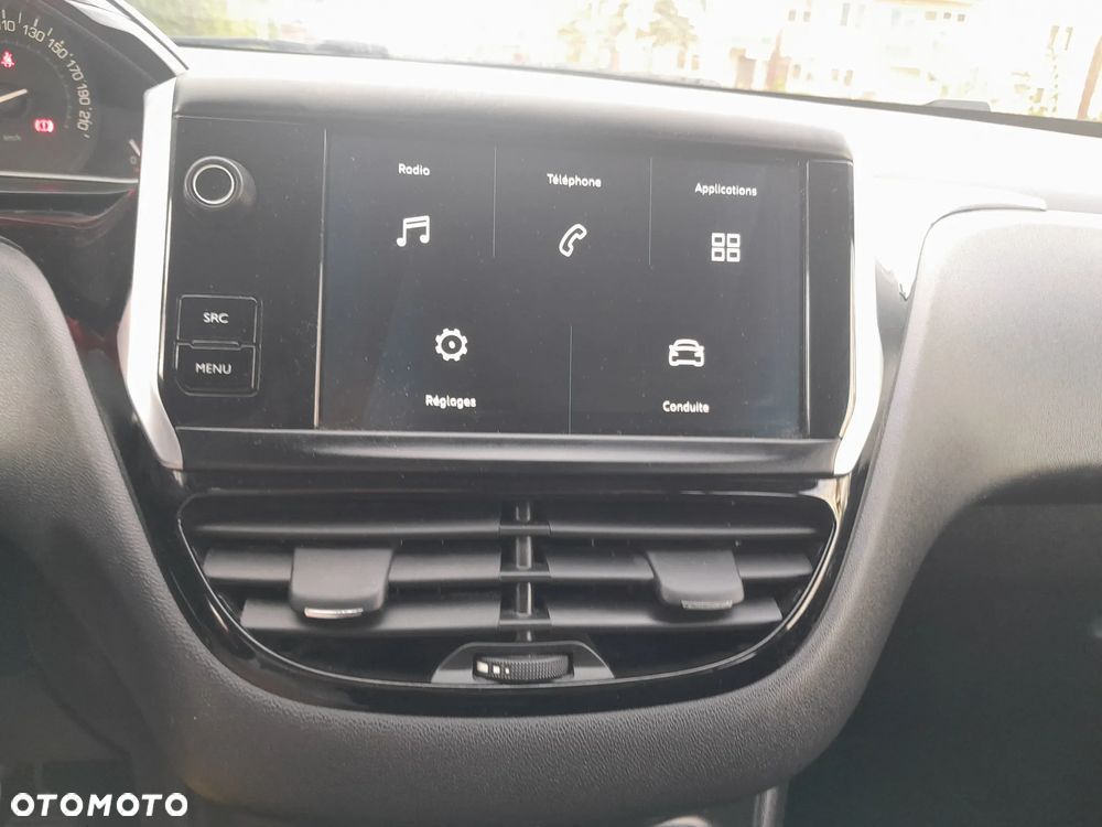 Peugeot 208 PureTech 82 Start & Stop Style - 28