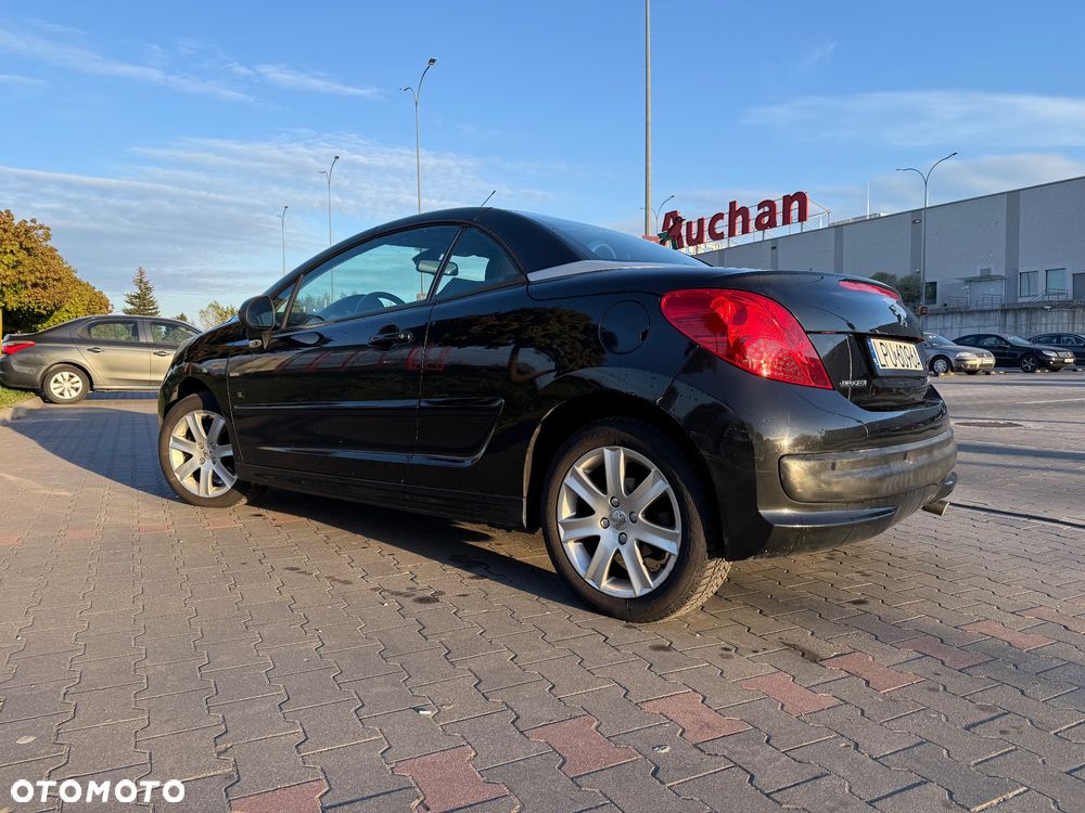 Peugeot 207 CC 1.6 Intense - 10