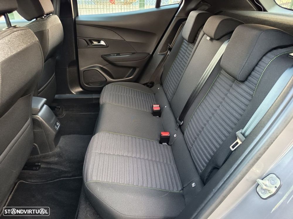 Peugeot e-2008 54 kWh Style - 18