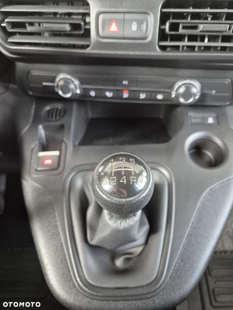 Toyota PROACE CITY - 16