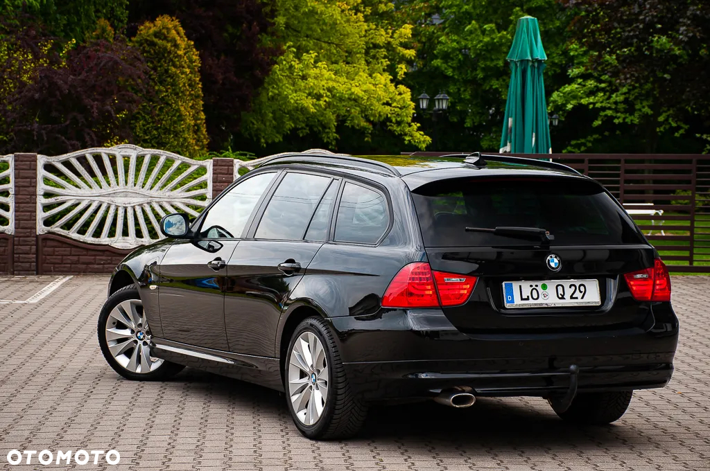 BMW Seria 3 320d xDrive DPF Touring Edition Fleet Exclusive - 16