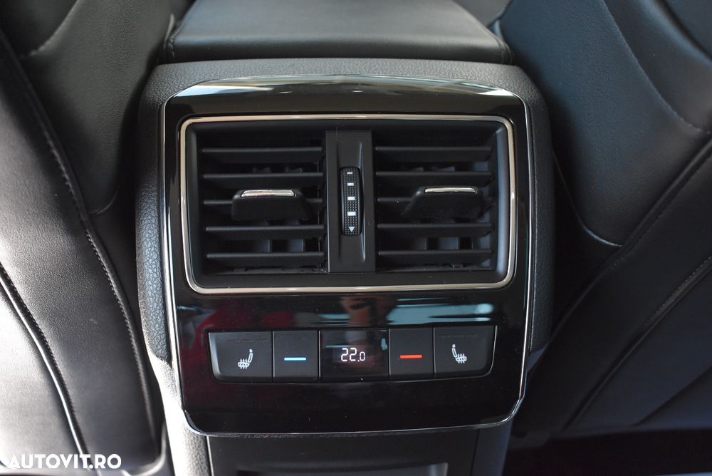 Skoda Superb 2.0 TSI DSG Style - 19