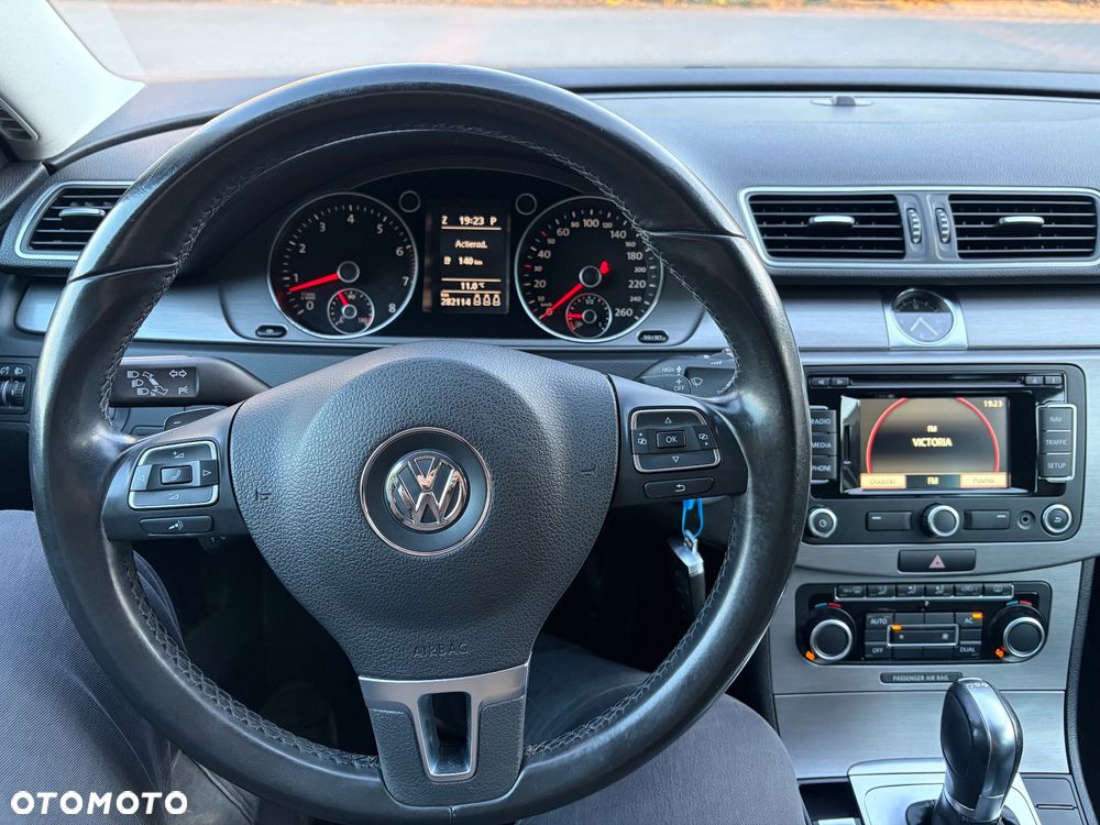 Volkswagen Passat 1.4 TSI DSG BlueMotion Technology Comfortline - 30